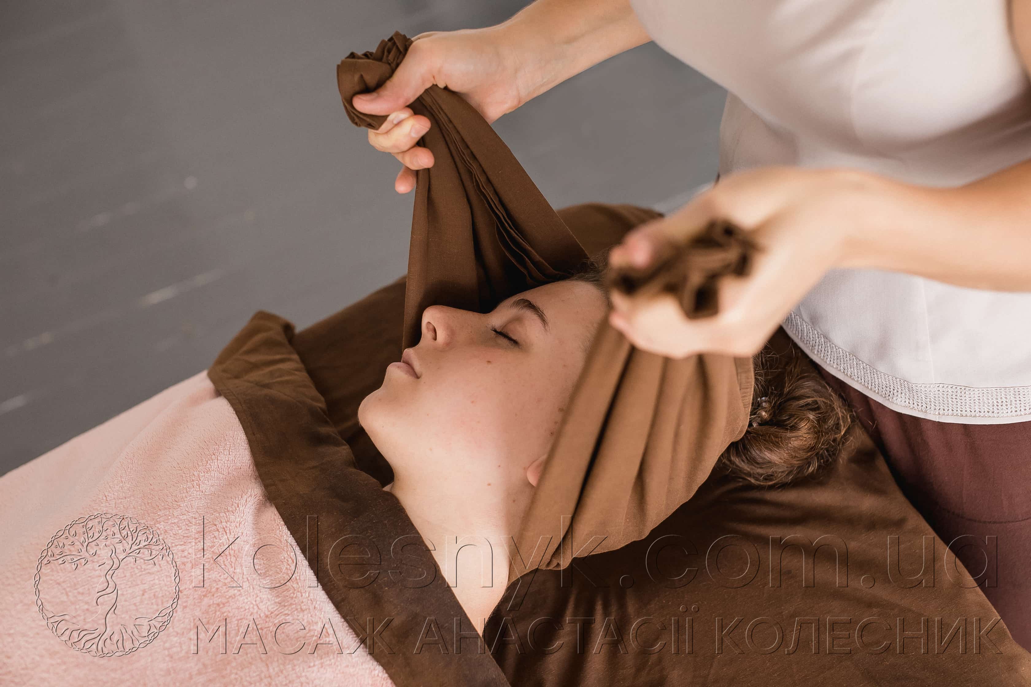 Техніка розслабляючого масажу Анастасії Колесник